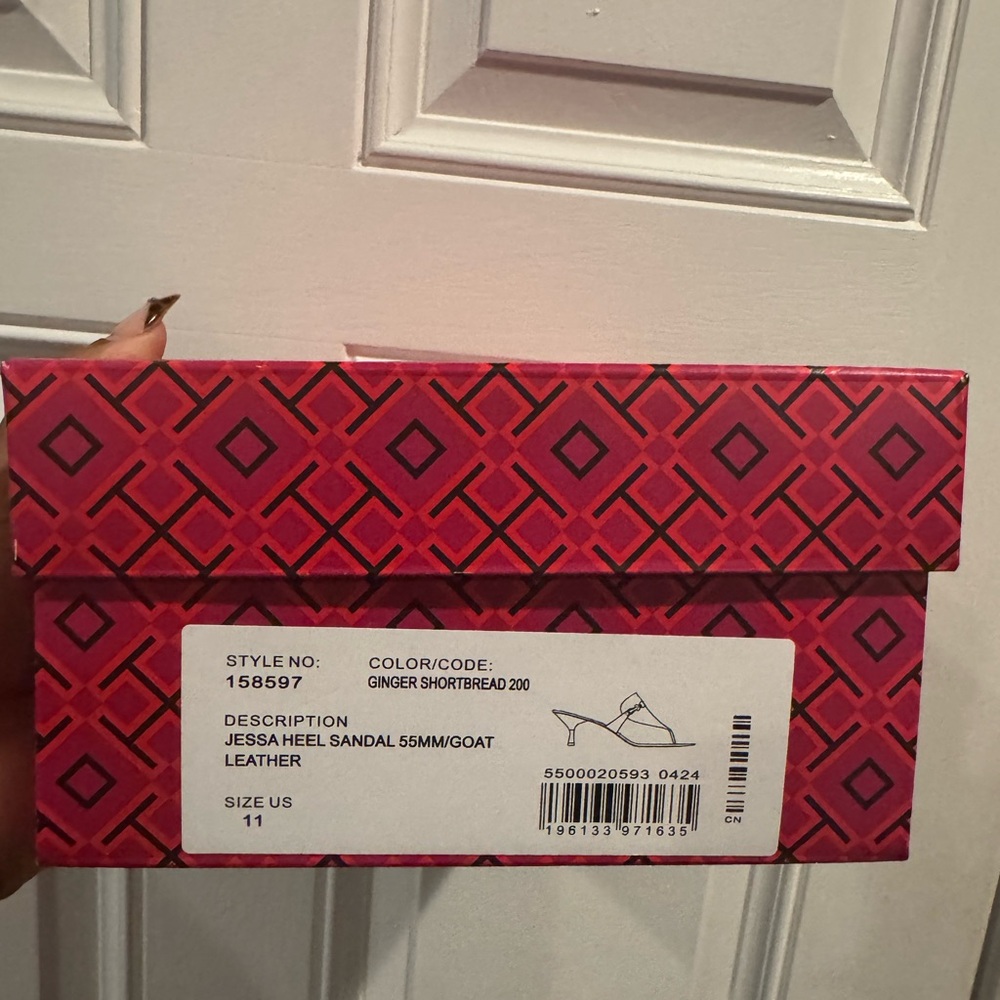 Tory Burch Gold Chain Sandals with heel - Picture 6 of 6